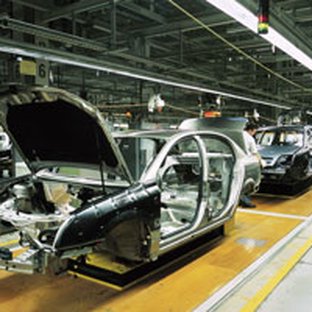 Páteří zpracovatelského průmyslu je výroba motorových vozidel