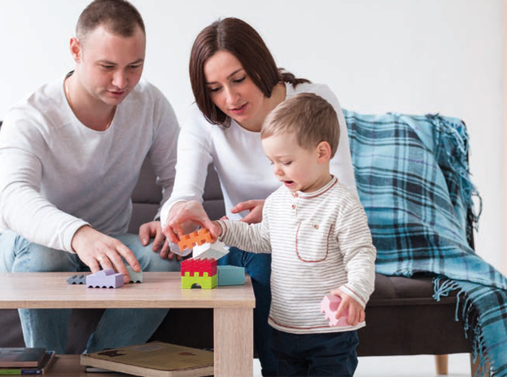 Příjmy domácností stoupají. Proč tedy i chudoba?